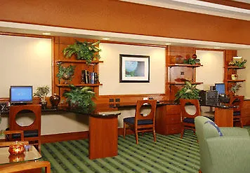SpringHill Suites Orlando Airport 3*,